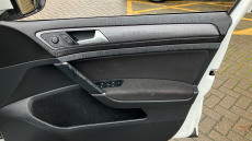 Volkswagen Golf 1.4 TSI SE [Nav] 5dr Petrol Hatchback